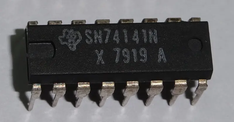 

SN74141N, Dedicated Driver IC for Glow Tubes, BCD Code Input Decimal Output