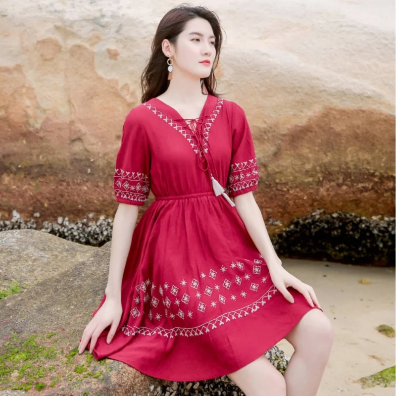 Retro Ethnic Embroidery Dress Spring and Summer Bohemian Seaside Holiday Slim Looking Beach Skirt Female F242