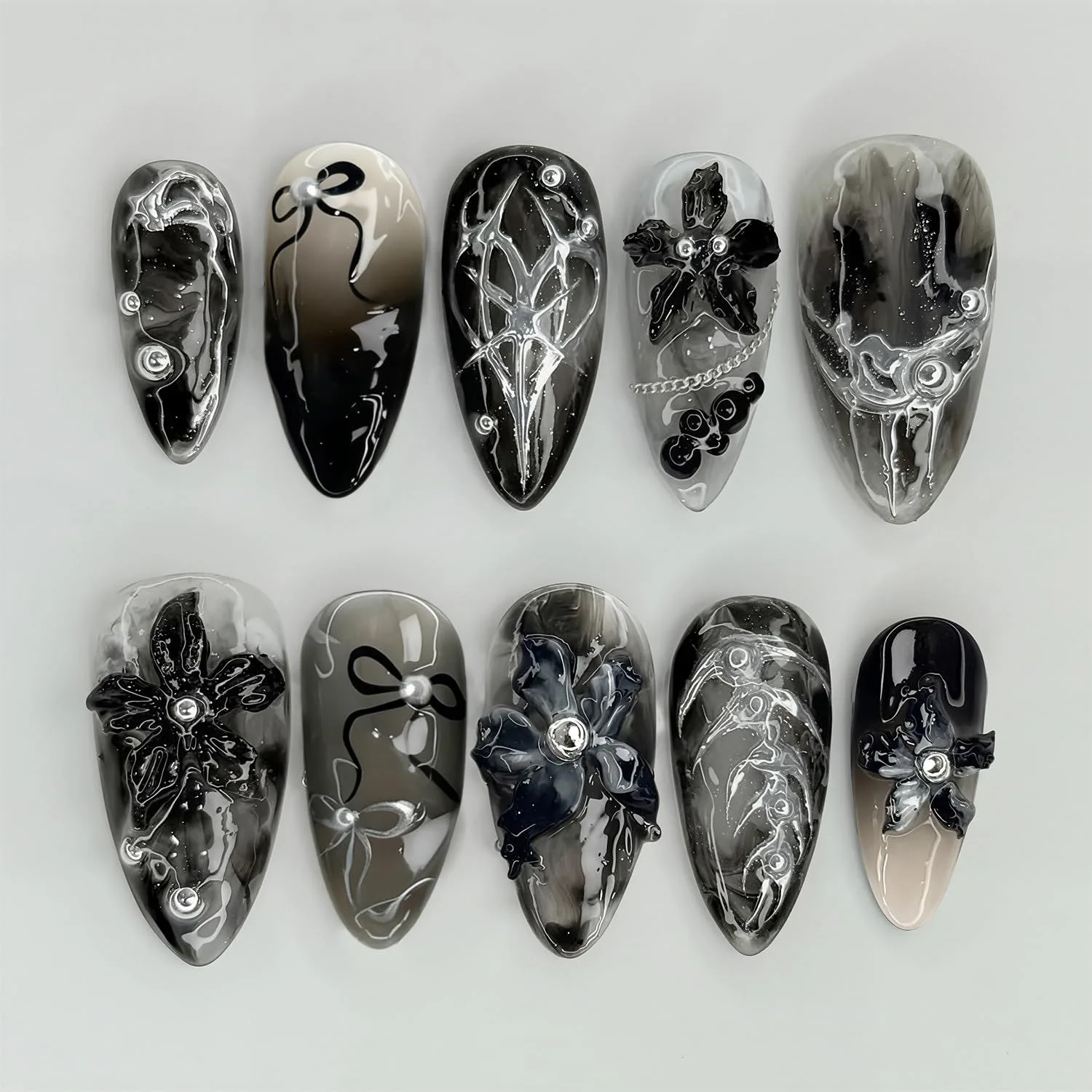 24Pcs 3D Flower Cat Detachable False Fingernails Gilded Silver Cat's Eye Nails Acrylic Press on Dark Gothic Style Stick-on Nail