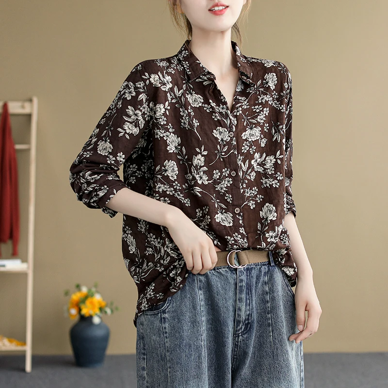 Długi damski rękaw z bawełny i lnu w stylu retro z kwiatowym wzorem, uniwersalny strój do pracy, kołnierzyk, detale z guzikami, regularna długość, wzór z nadrukiem.