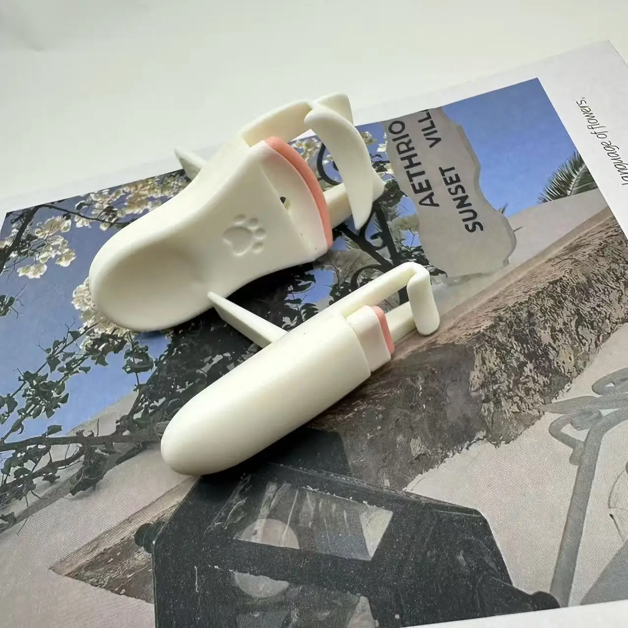 卸売2個入りまつげカーラーセット、広角で長持ち、キャットアイメイク用アクセサリーツール、あらゆるまつげの形にフィットする爪型