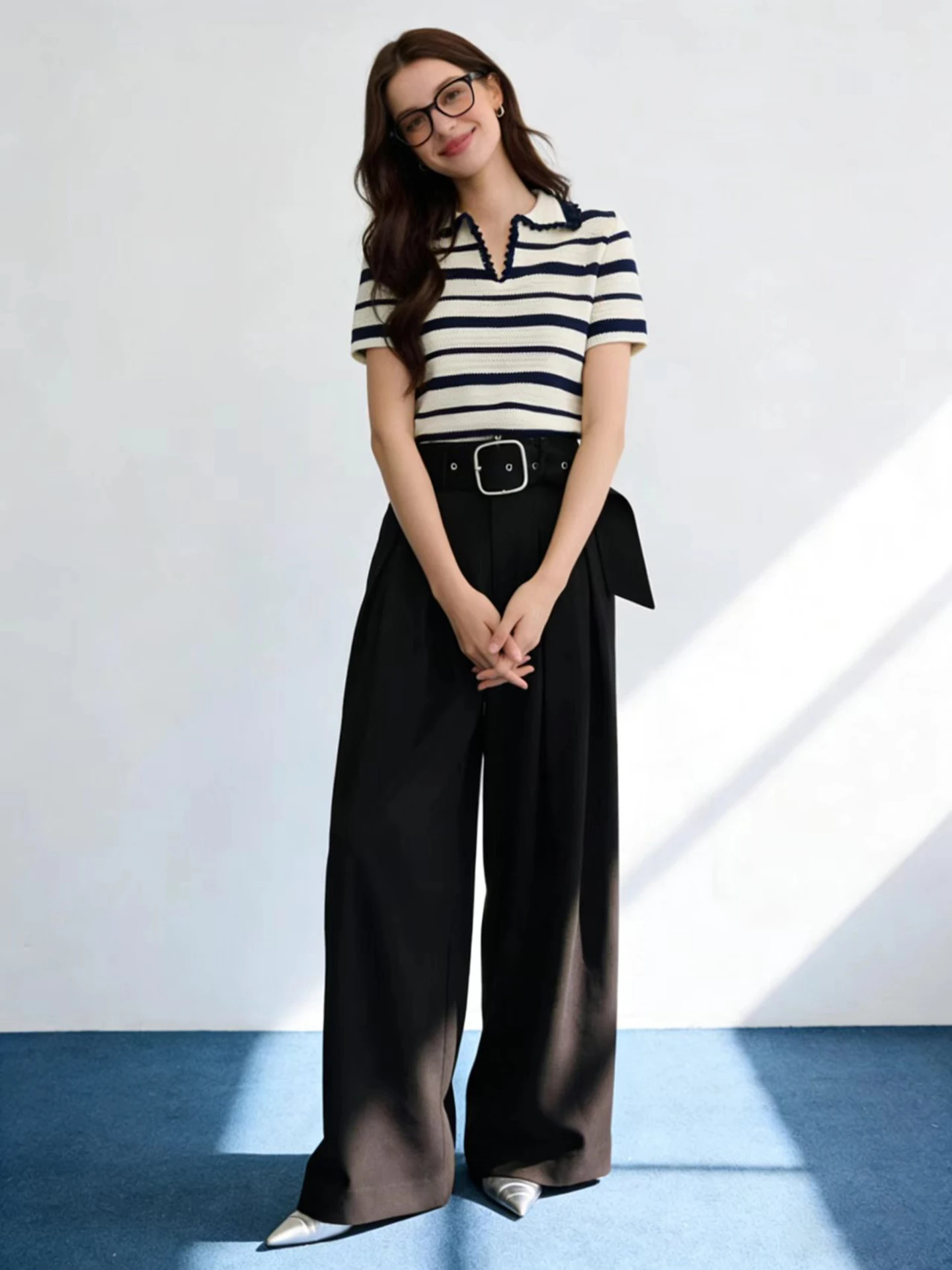 

HUAAPPUW Blue White Color Block Neck Short Sleeve Knitted T-Shirt Casual Stripe Pattern Women's Summer New Style Cotton