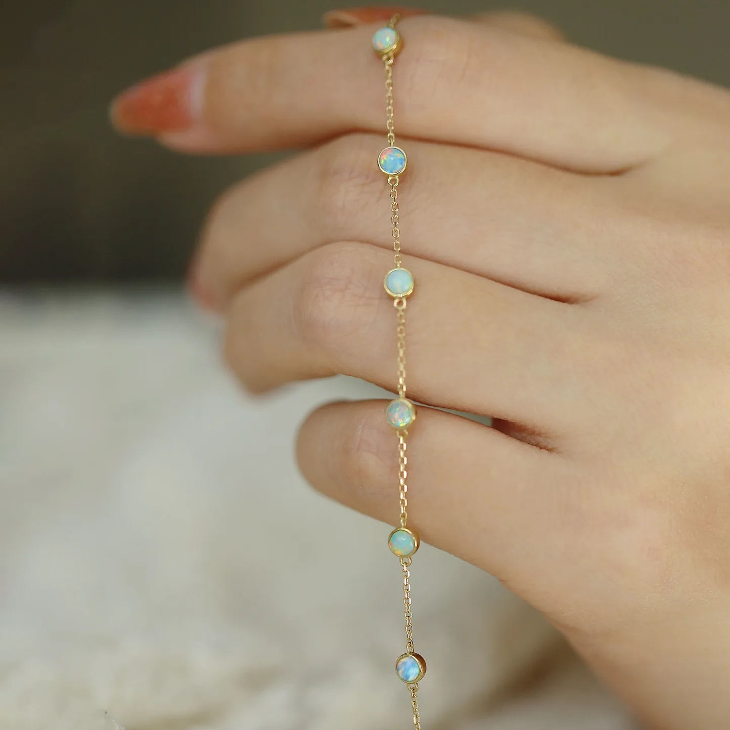 New in round Opal bracelet for women retro Fresh blue chain bangles fashion and simple layered style simple jewelry gift