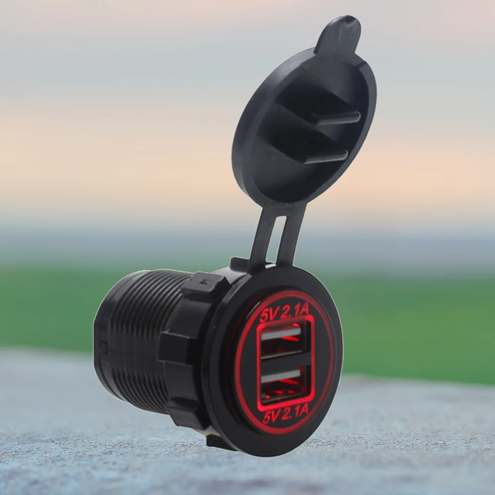 

Dual USB Car Red Aperture Design Fast Charging Car Phone Dual Display Safety Protection