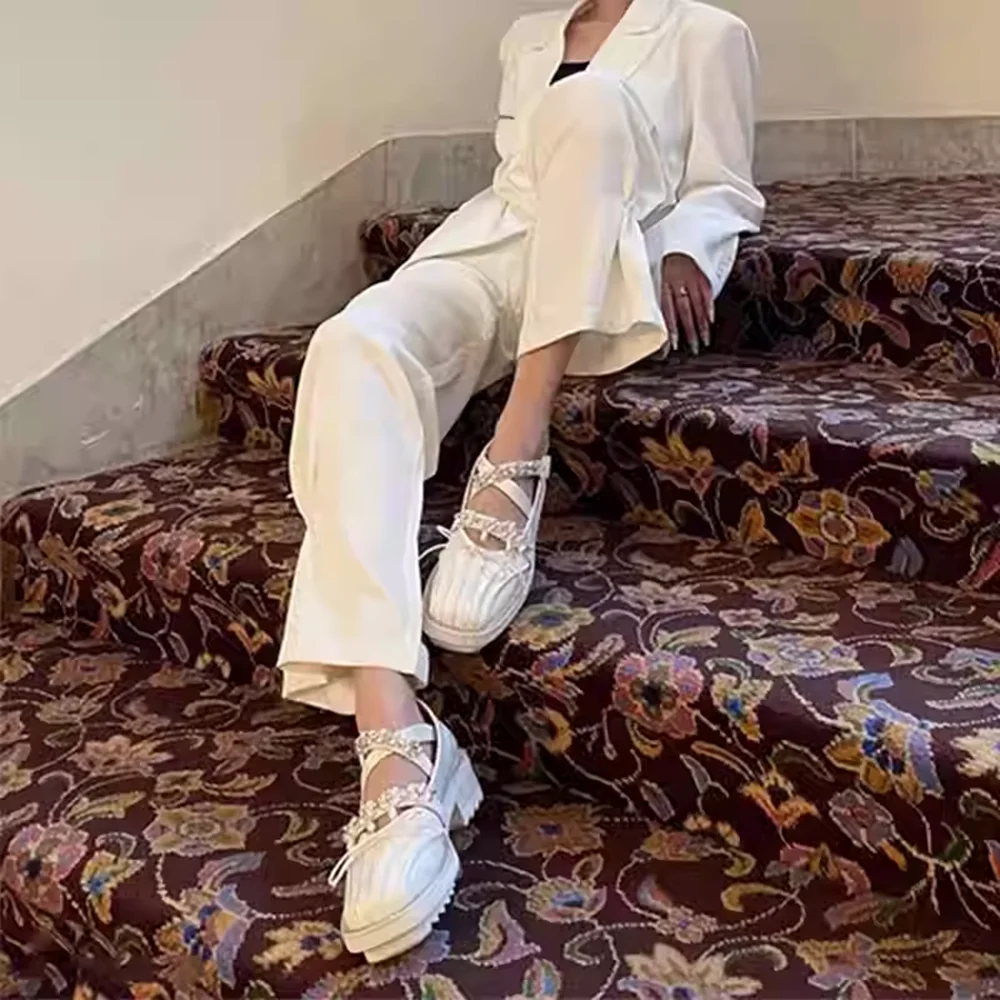 

Women's Vintage Square-Toe Bow Accent Low-Heel Wedding Shoes Solid Color Low-Cut Lace-Up Design Women Shoes