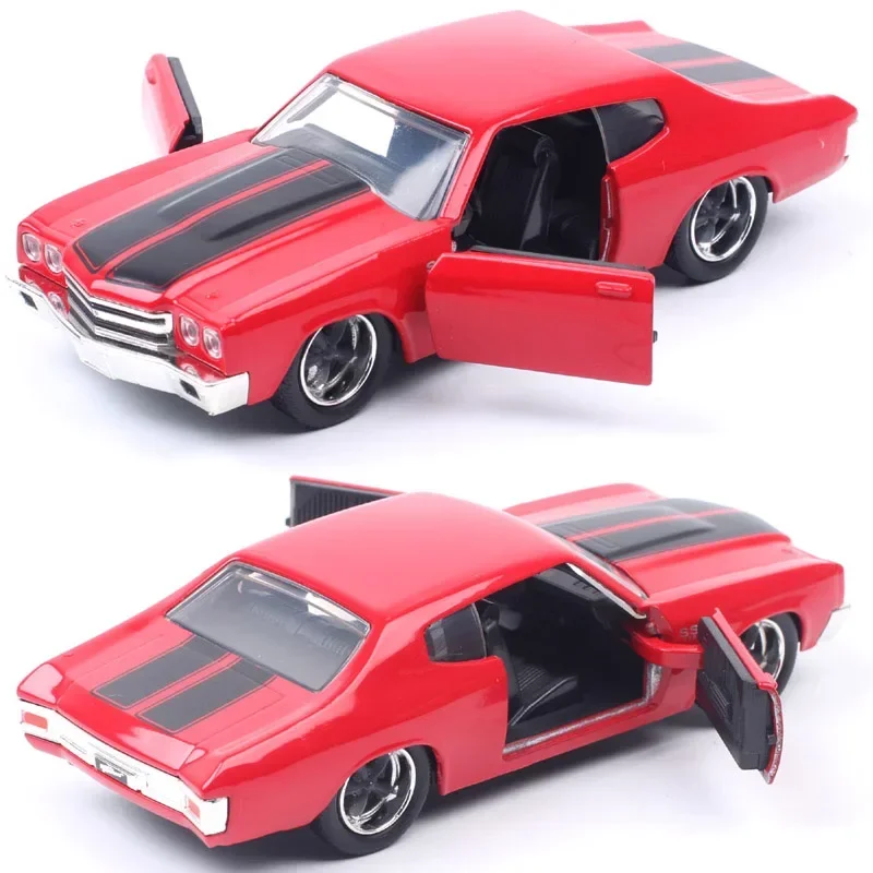 Chevelle SS Diecast 1:32 1970รถสปอร์ตจำลองโมเดลรถยนต์ของเล่นของที่ระลึกเครื่องประดับงานฝีมือของขวัญ