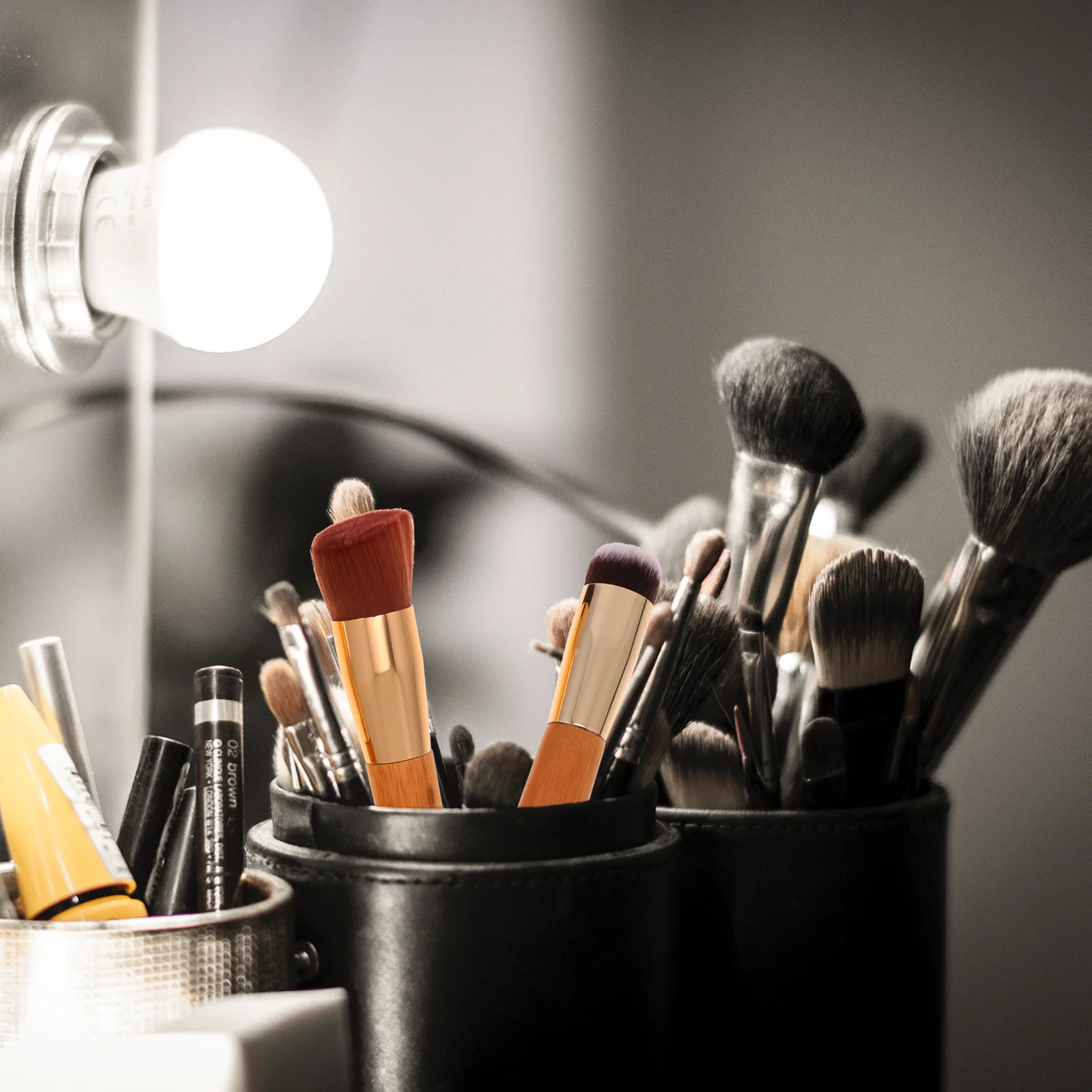 Pennello per sfumatura a doppia estremità, 2 pezzi, setole in nylon morbide e dense per fondotinta, fard, polvere libera, applicazione professionale del trucco