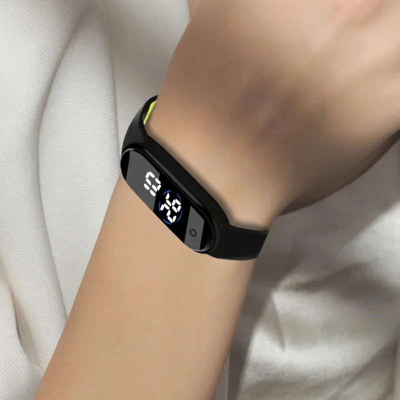 Children's Waterproof Sports LED Digital Watch Outdoor Silicone Bracelet Electronic Watch Kids Bracelet Digital Watches