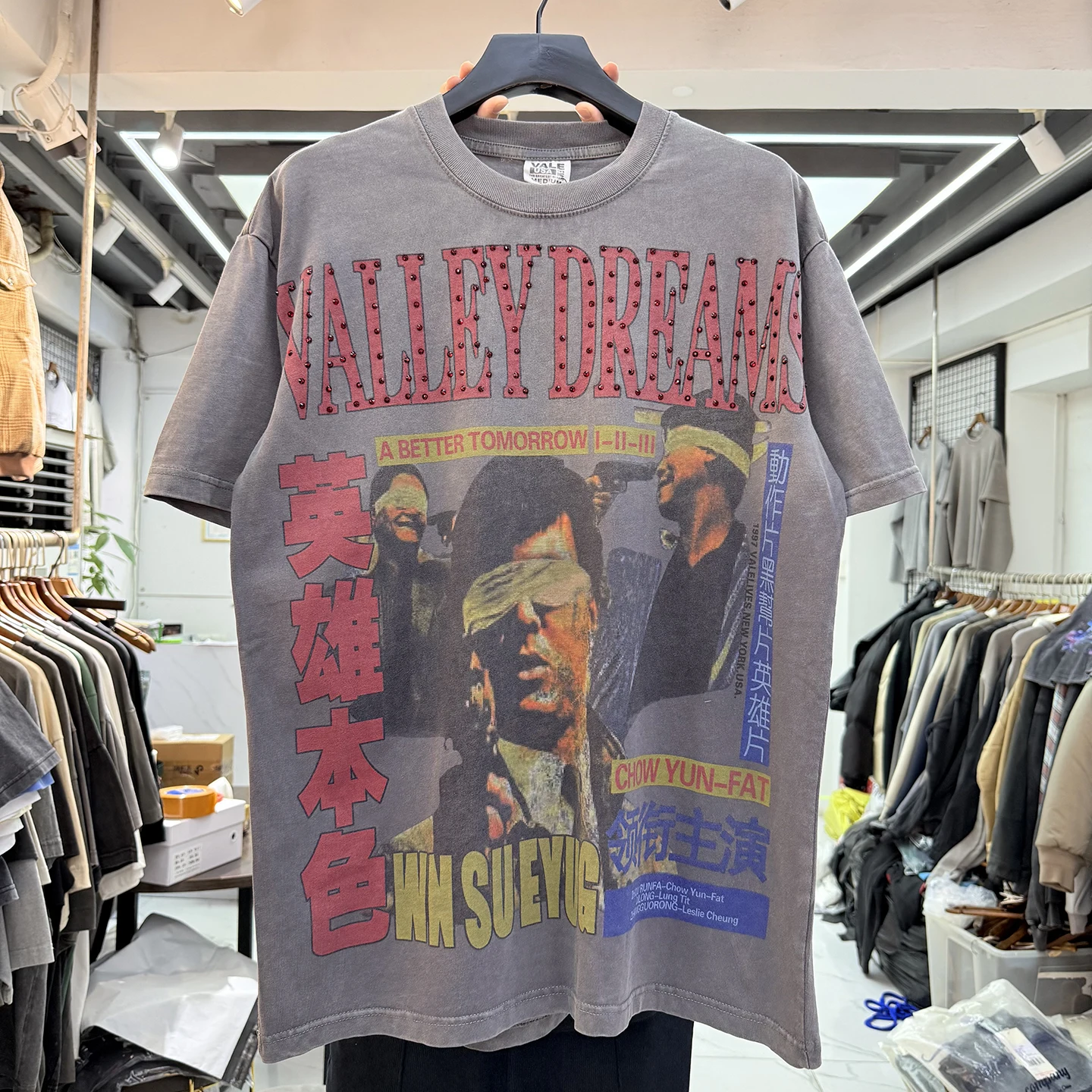 Retro American Printed Character T-Shirt with Rhinestones Short Sleeve Streetwear Washed out Casual Loose Fit for Couples