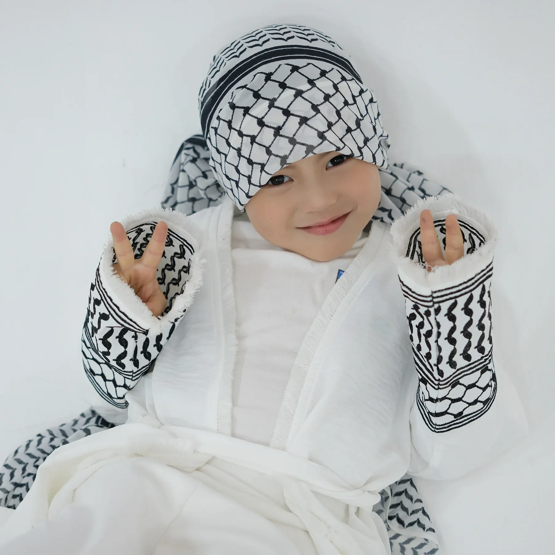 Keffiyeh-Abaya ouverte pour filles, kimono palestinien avec glands brodés, robe musulmane pour enfants, caftan islamique de luxe de Dubaï