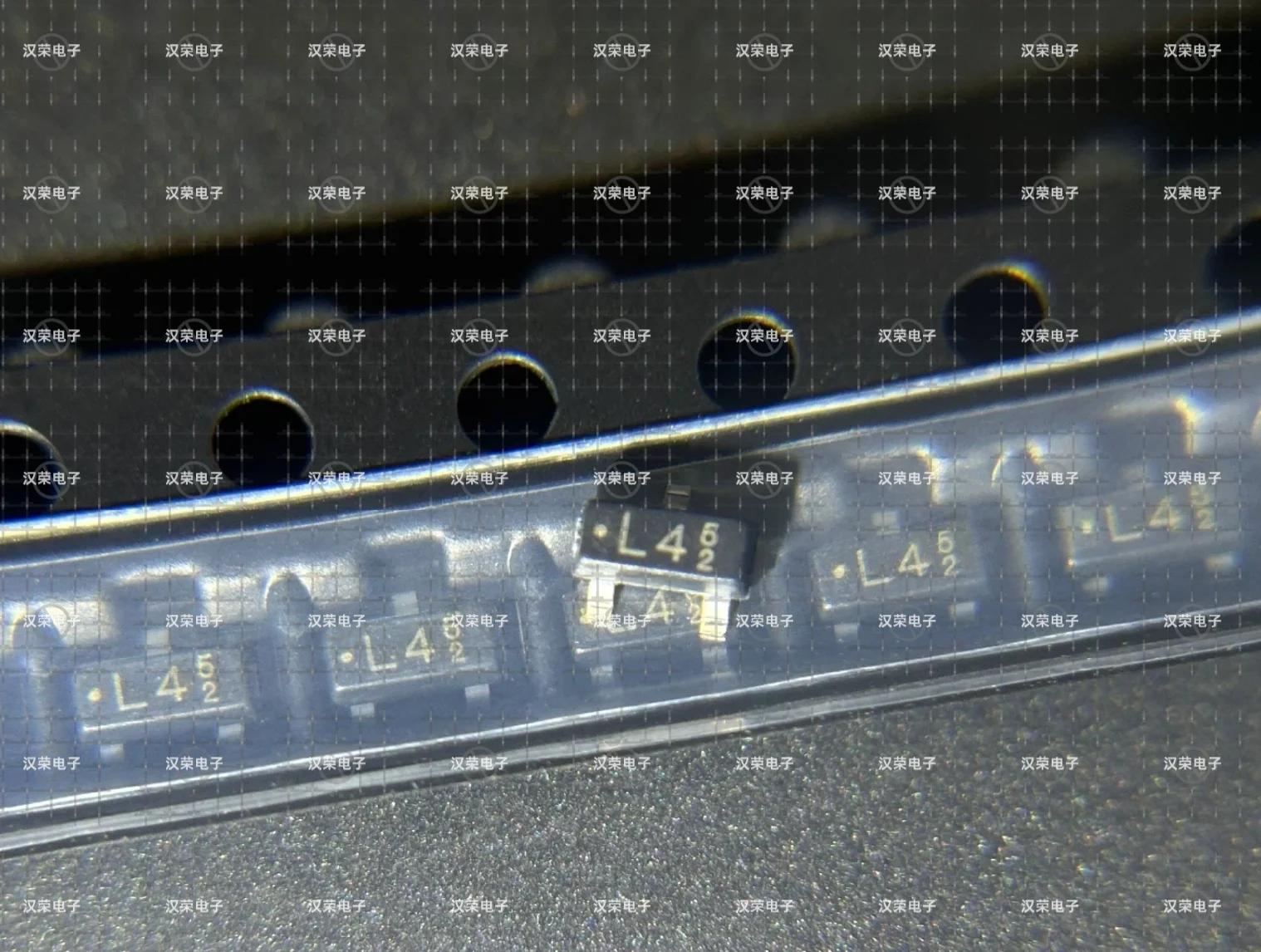 New BAT54_R1_00001 SMD L4 SOT23 , Schottky DIODE 30V 200mA BAT54 L4