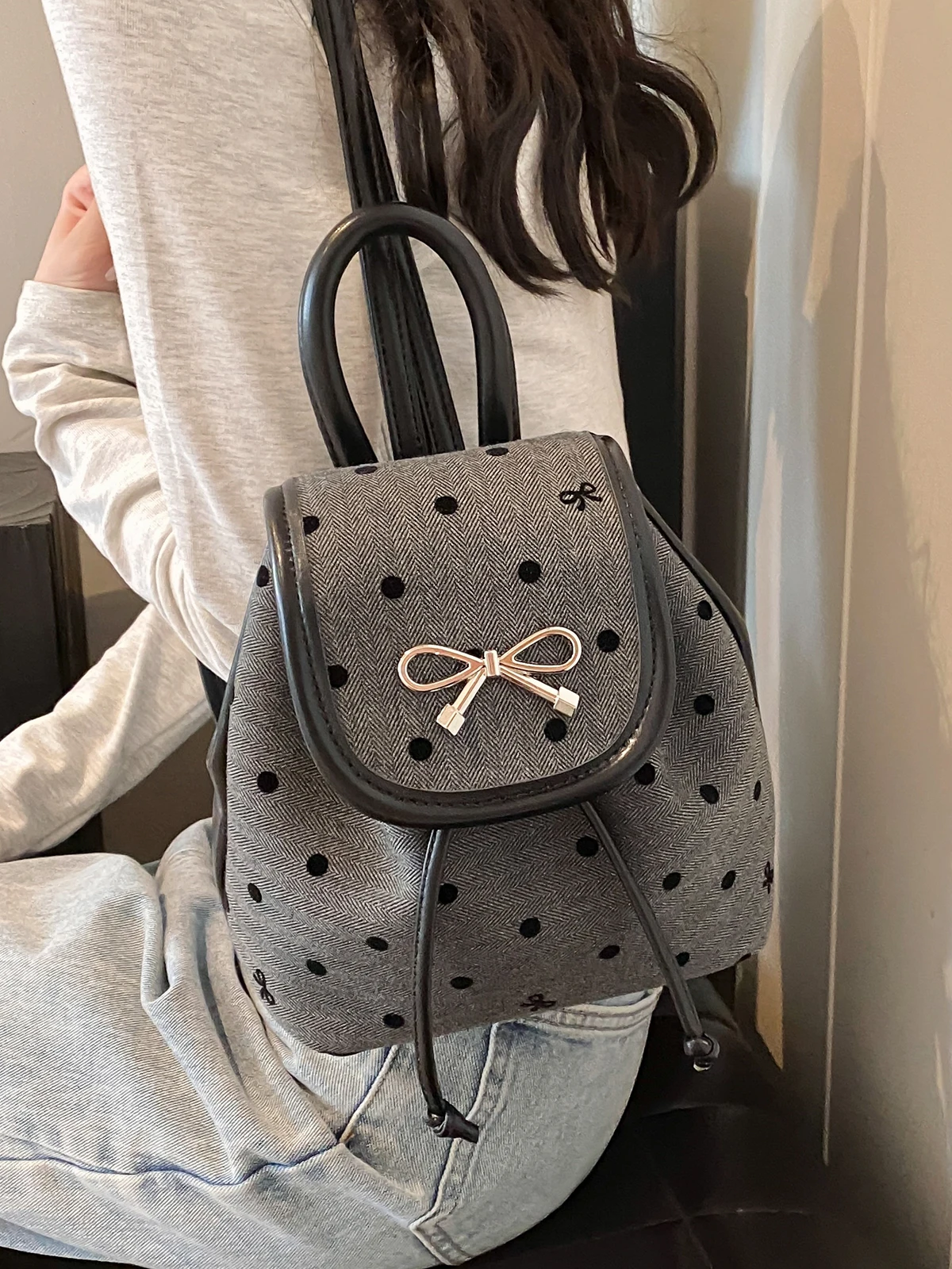 

Leisure Niche Design Women's Shoulder Bag 2024 New Travel Backpack Mini Contrast Small Schoolbag