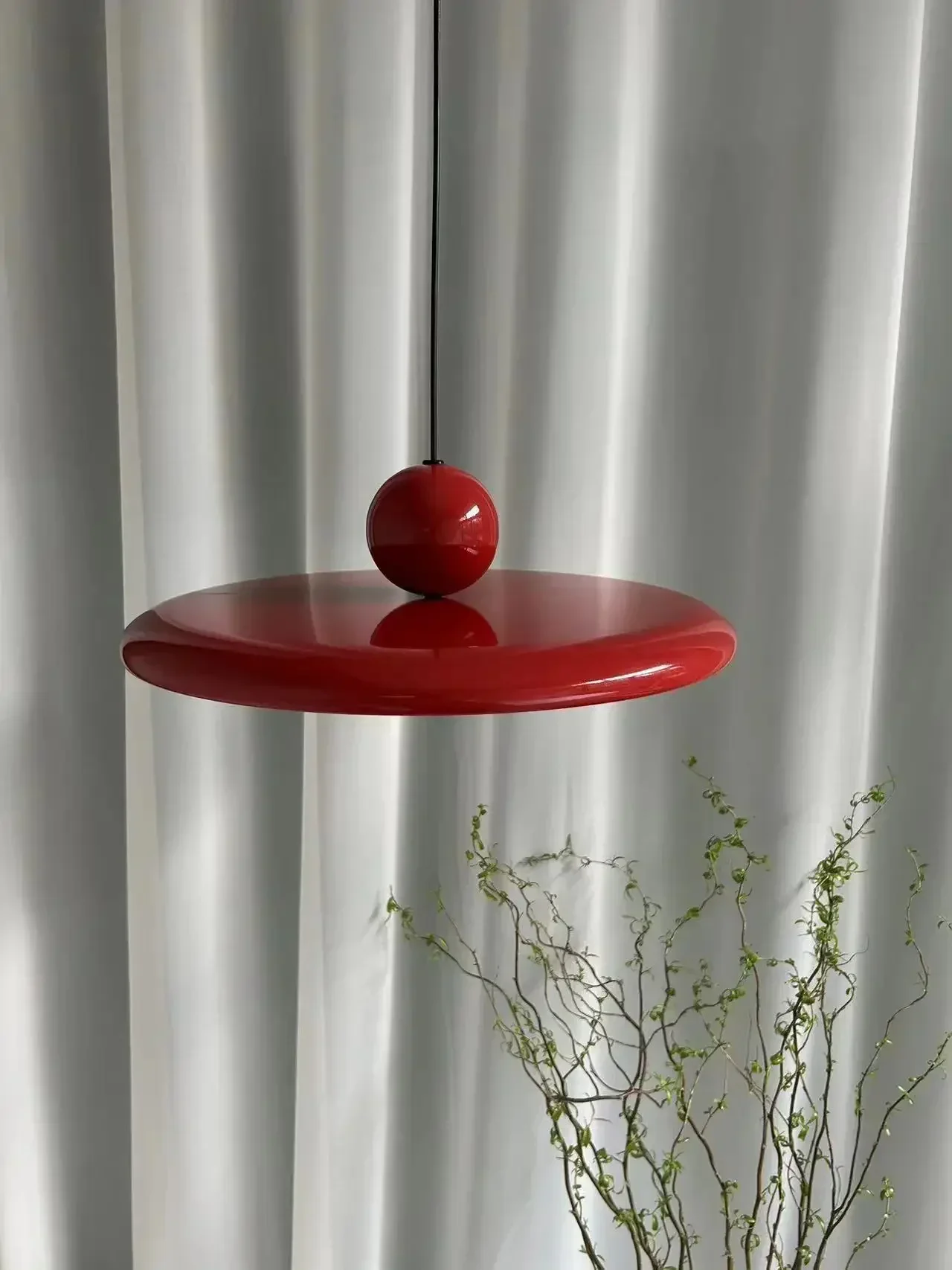 Retro Flying Saucer Restaurant Lamp Iron Chandelier Led Nordic Creative Simple Cream Style Chandelier Home Decoration