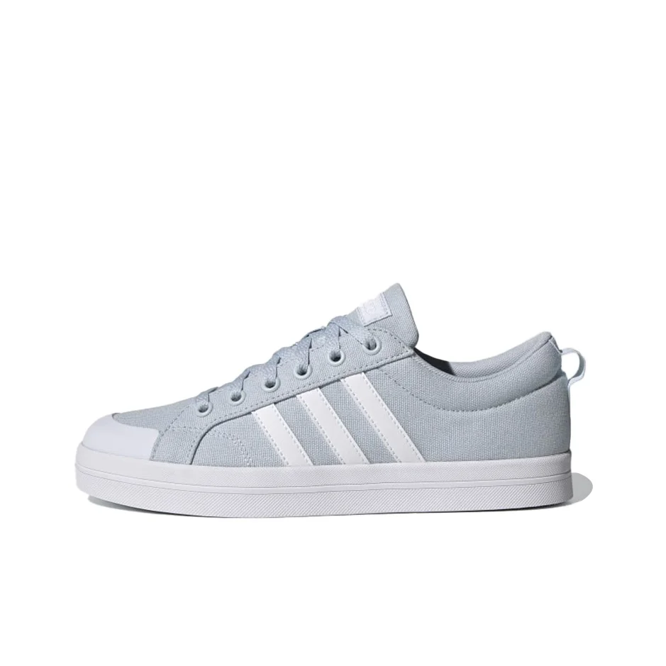 adidas-bravada-halo-blue-cloud-white-dove-grey-para-mujer-fy8805