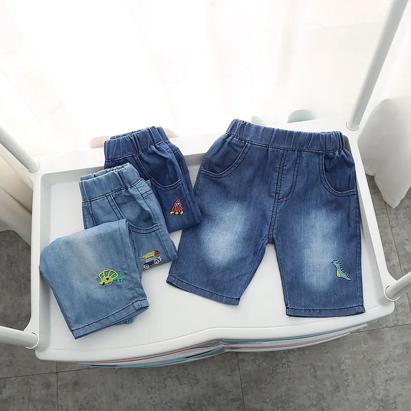 

Children's Denim Pants Children's Summer Clothing Shorts Baby Embroidered Boys' Cropped Pants Middle Pants Summer Delivery