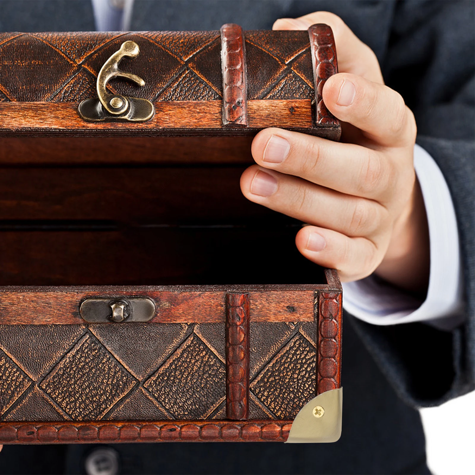 

8pcs Golden Stainless Steel Corner Protectors for Furniture Box Table Desk with Durable Elegant Design Metal Edges Guard