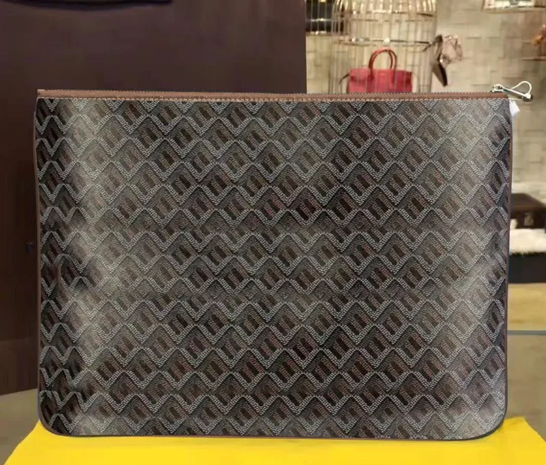 Luxury tote bag Clutch Bags Women's bag Highest quality Envelope package documents Toiletry Pouch Protection Makeup Leather Cosm