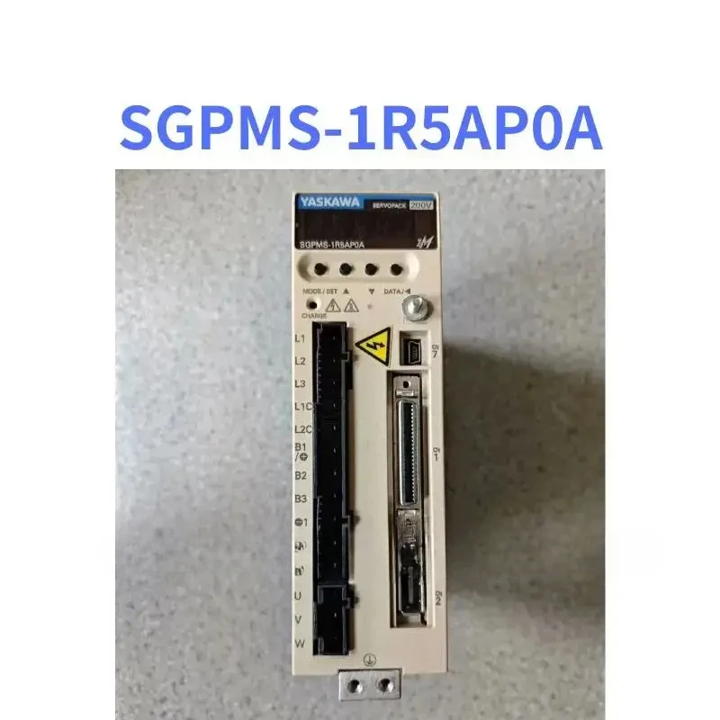 

SGPMS-1R5AP0A Подержанный сервопривод 300 Вт, тестовая функция ОК