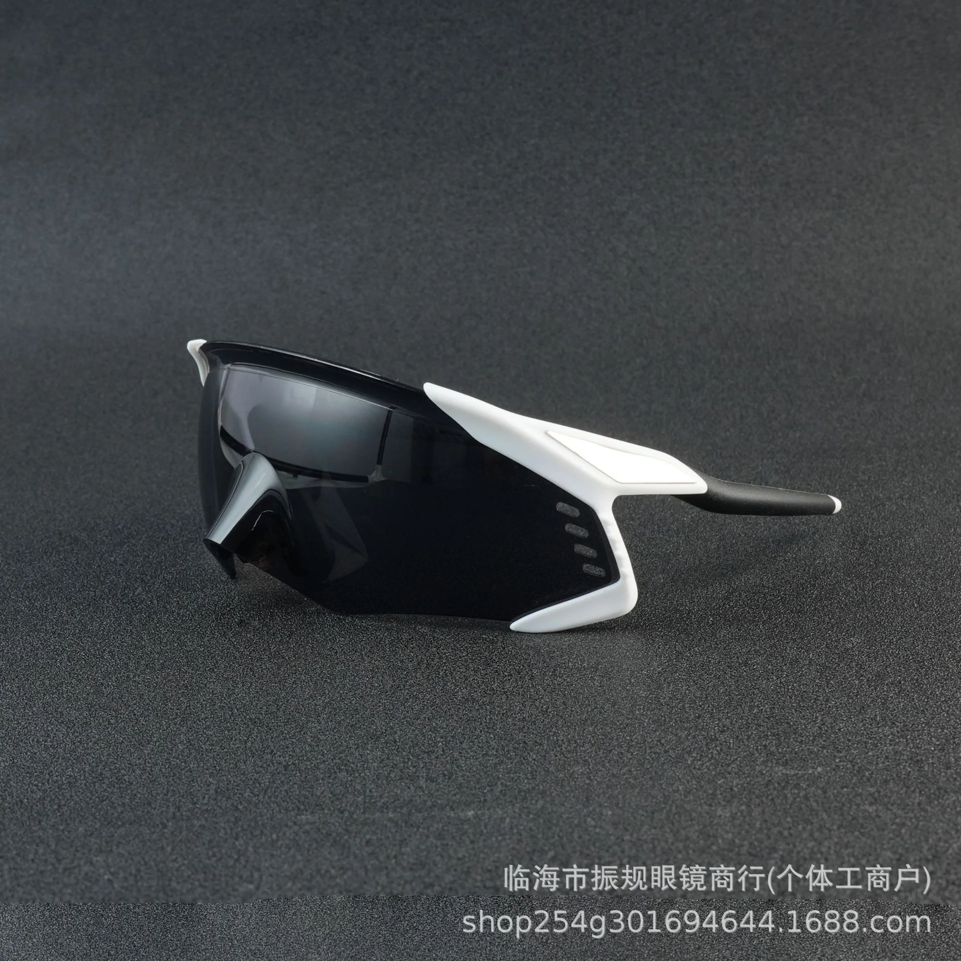 نظارات جديدة للجري وركوب الدراجات في الهواء الطلق للرجال، نظارات مقاومة للرياح، نظارات واقية للدراجات، نظارات شمسية مقاومة للأشعة فوق البنفسجية