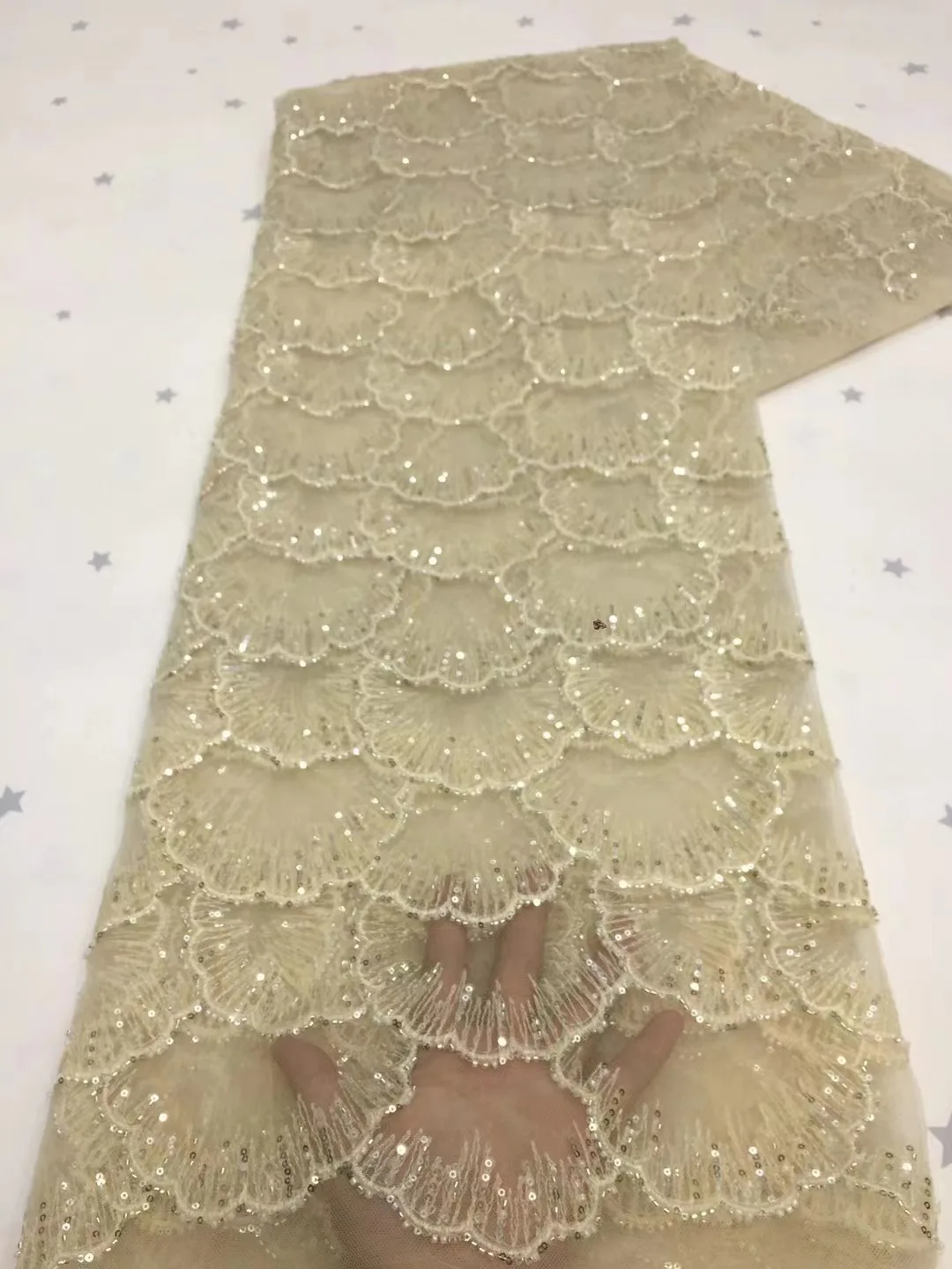 

Luxury African Lace Fabric New High Quality French Mesh Lace Fabric With Sequins Nigerian Lace Fabrics For Wedding Party Dress