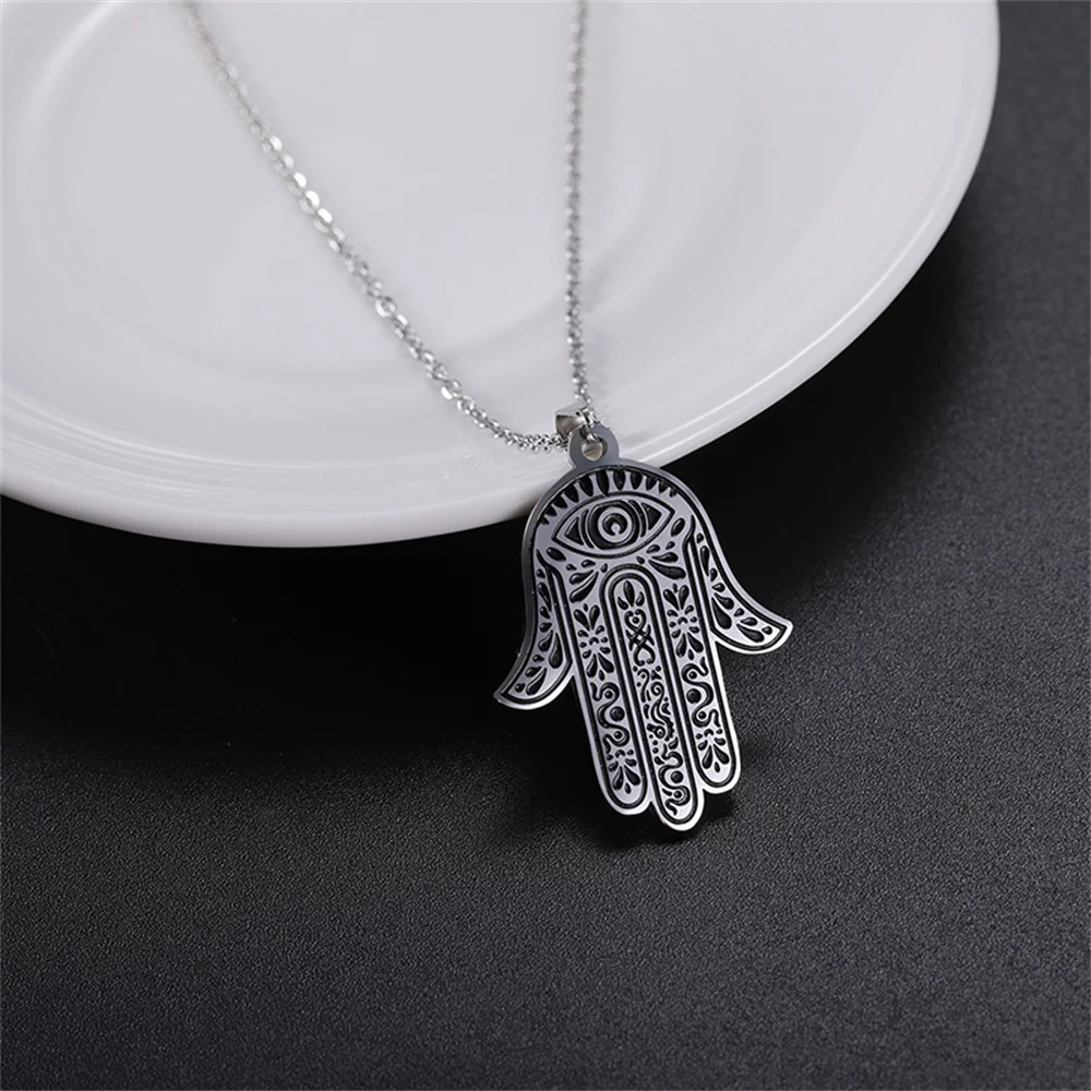 EUEAVAN Vintage Hamsa Hand of Fatima Pendant Necklace Stainless Steel Turkish Evil Eye Necklaces Spirit Lucky Jewelry for Man