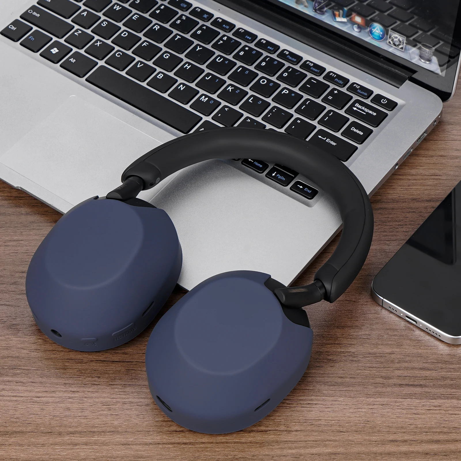 غطاء سماعة رأس من السيليكون Geekria متوافق مع سماعات الرأس اللاسلكية Sony WH-1000XM5، WH1000XM5، حافظة حماية من الخدش