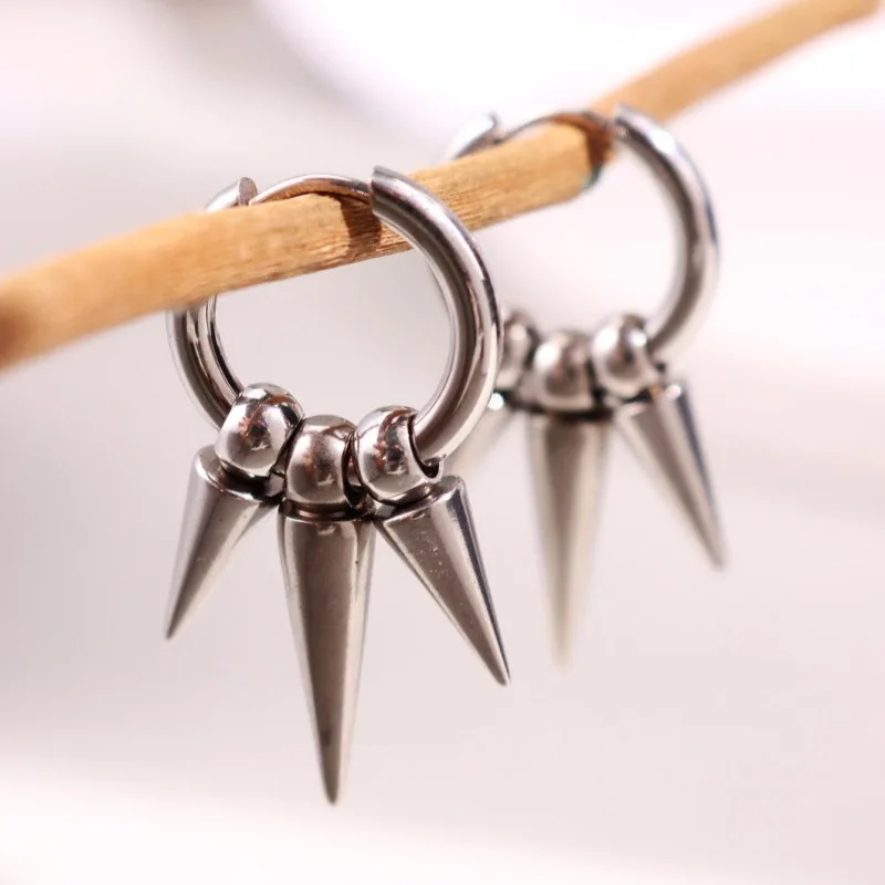 

SINGLE SPIKE HUGGIE HOOPS EARRINGS FOR MEN STAINLESS STEEL STREETSTYLE STREETWEAR COOL HIPSTER MAN SPIKEY HOOP JEWELRY