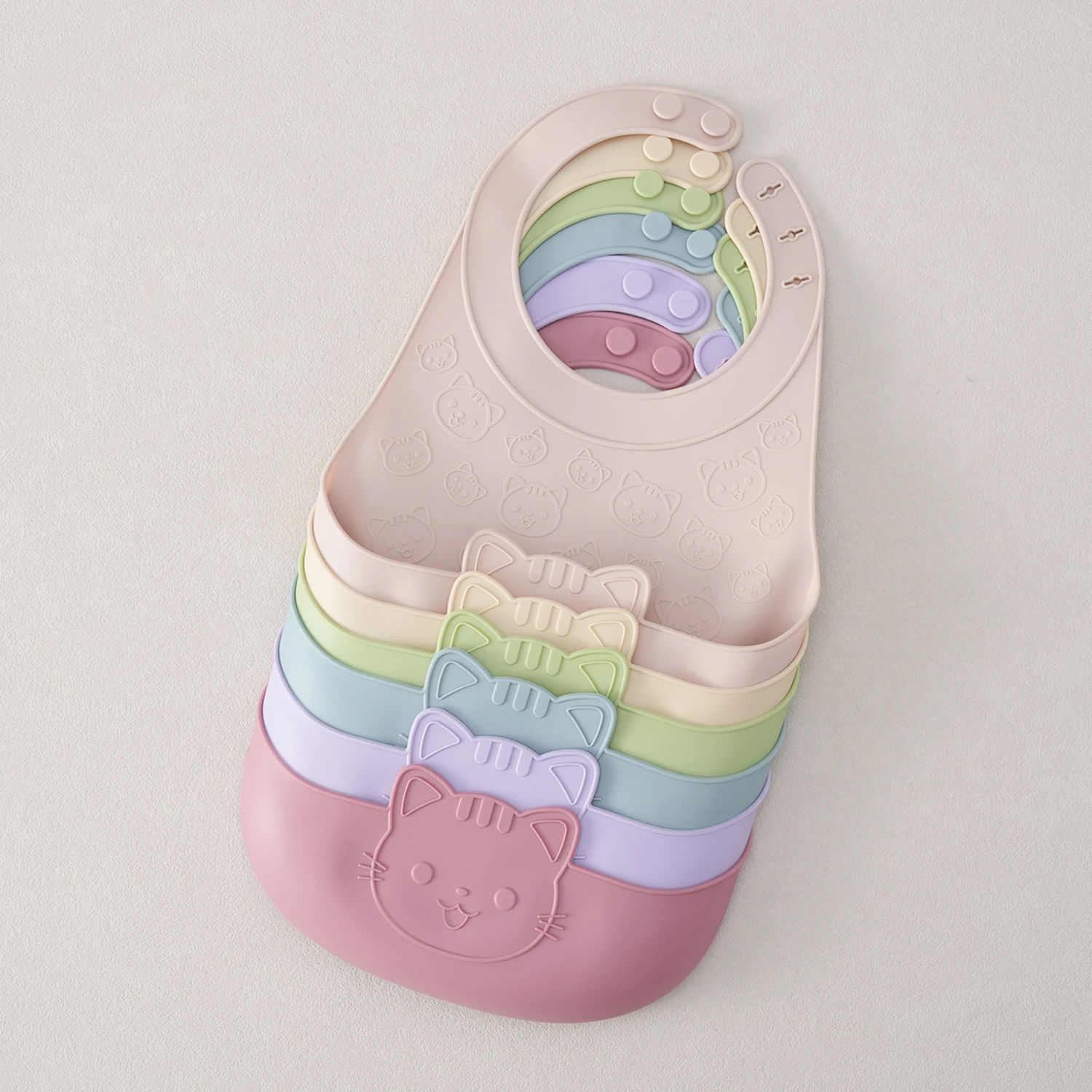 

1pc Baby Silicone Bib Cute Cat Design Adjustable Waterproof Feeding Bib Custom Baby Tableware Easy Clean Kids Gift