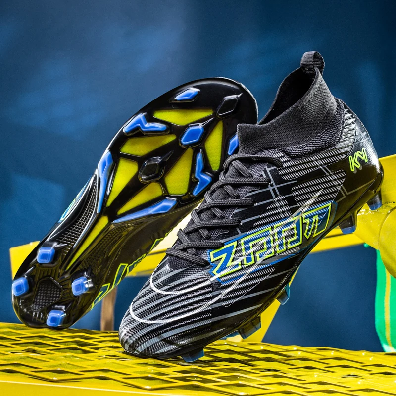

Original Football Field Boots Men Society Futsal Soccer Studded Shoes Professional Training Ultralight Sports Football Shoes