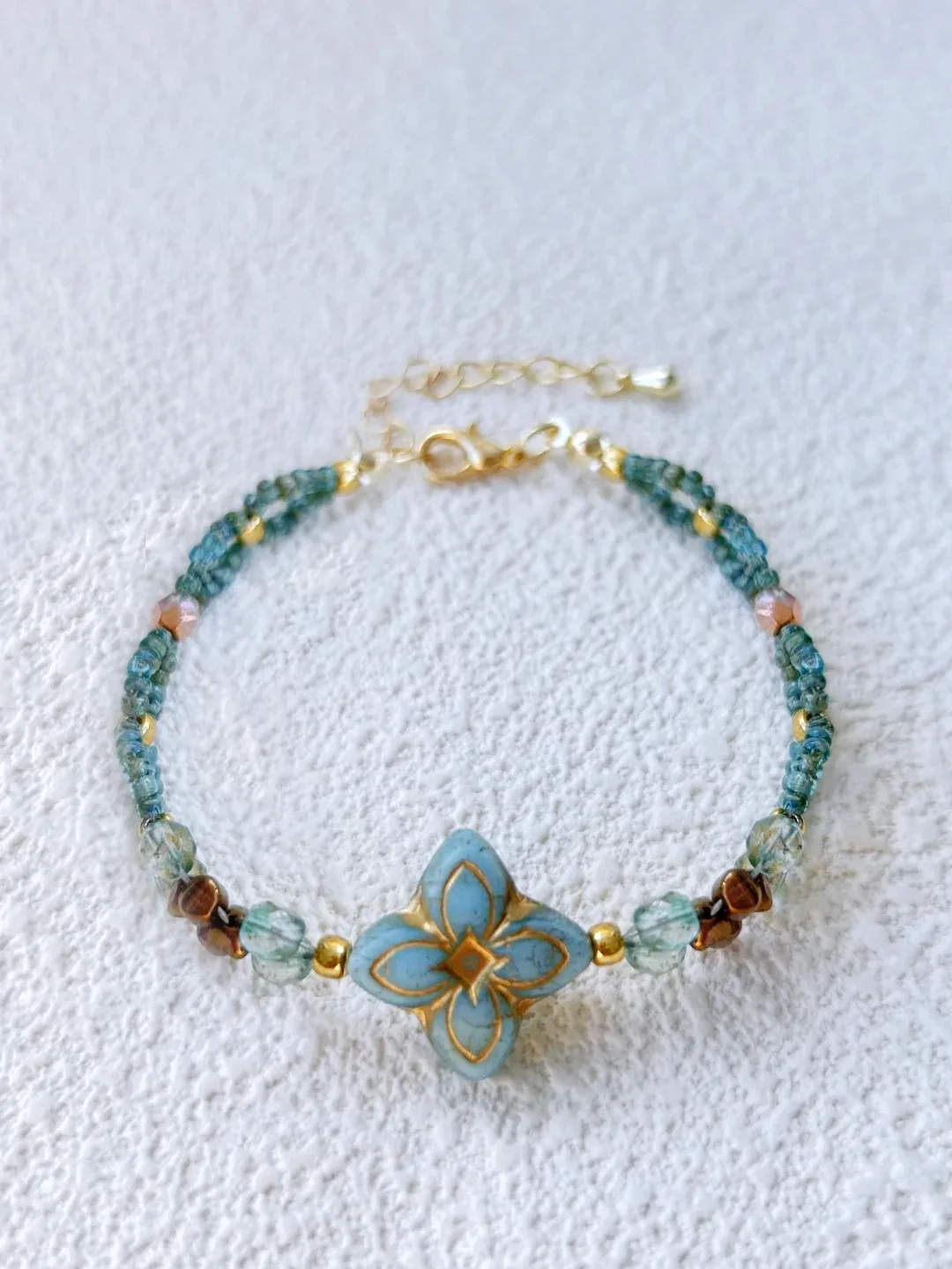 

Artistic Fresh Retro Bracelet Czech Beads Fashionable Handmade Bracelet Women Jewelry Gift
