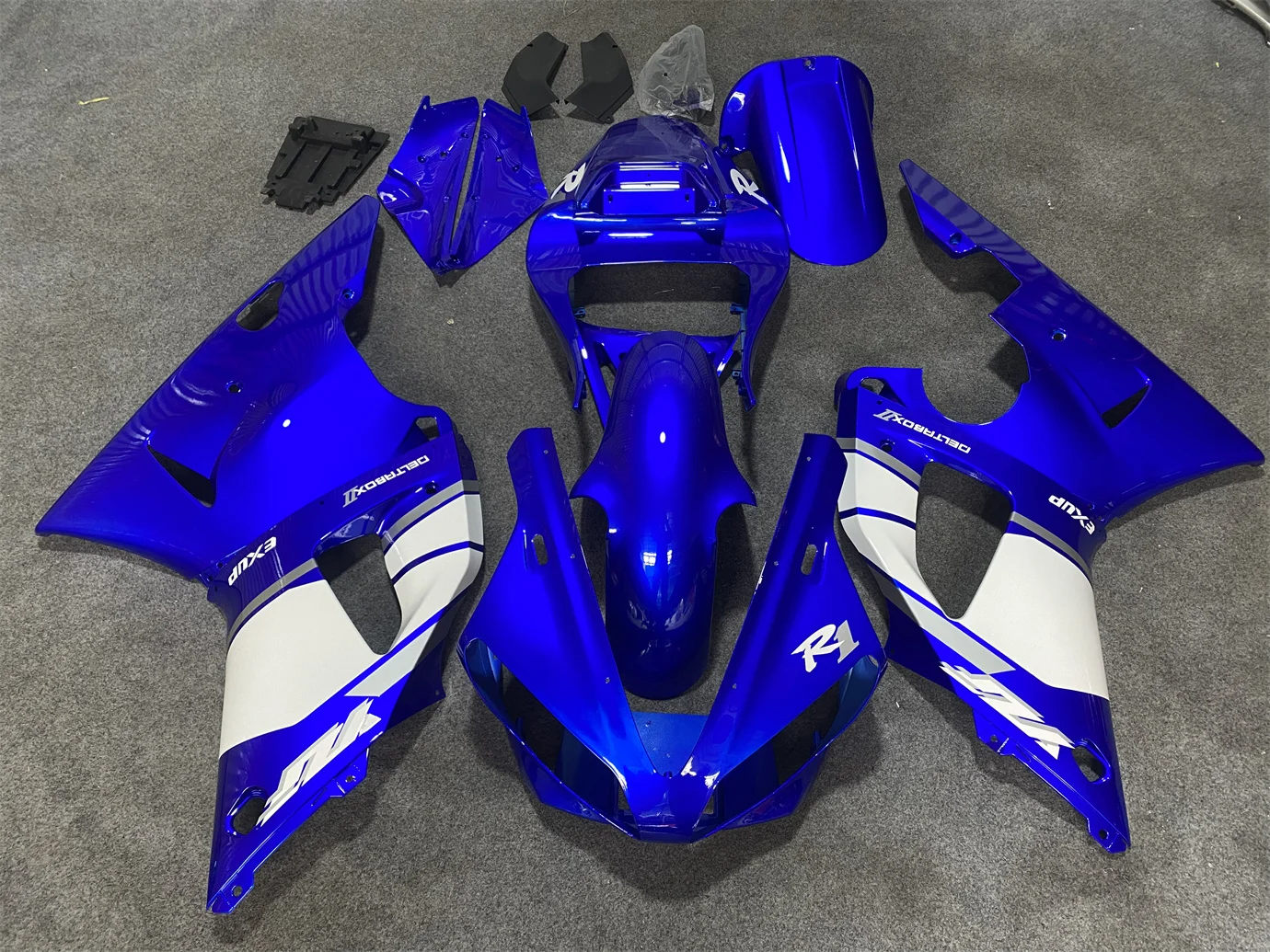 二輪車用フェアリングキット,ヤマハ用ボディキット00-01 yzf1000 2000 2001,青と白