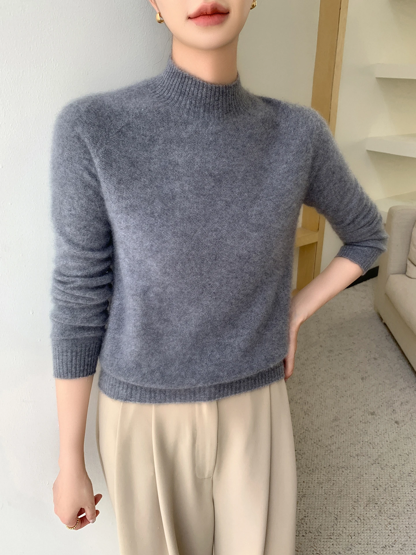 Sweater Rajut Wanita Model Longgar Kerah Tinggi Kasual Hangat Bahan Lembut Atasan Panjang