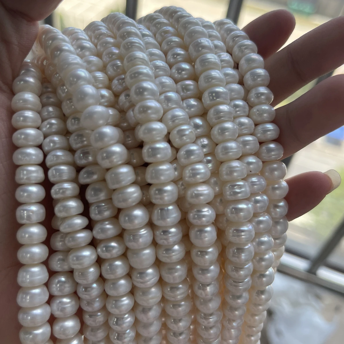 لؤلؤ المياه العذبة الطبيعية على البخار الخبز اللؤلؤ 8-9 مللي متر لصنع المجوهرات سوار ذاتي الصنع أقراط قلادة الإكسسوار