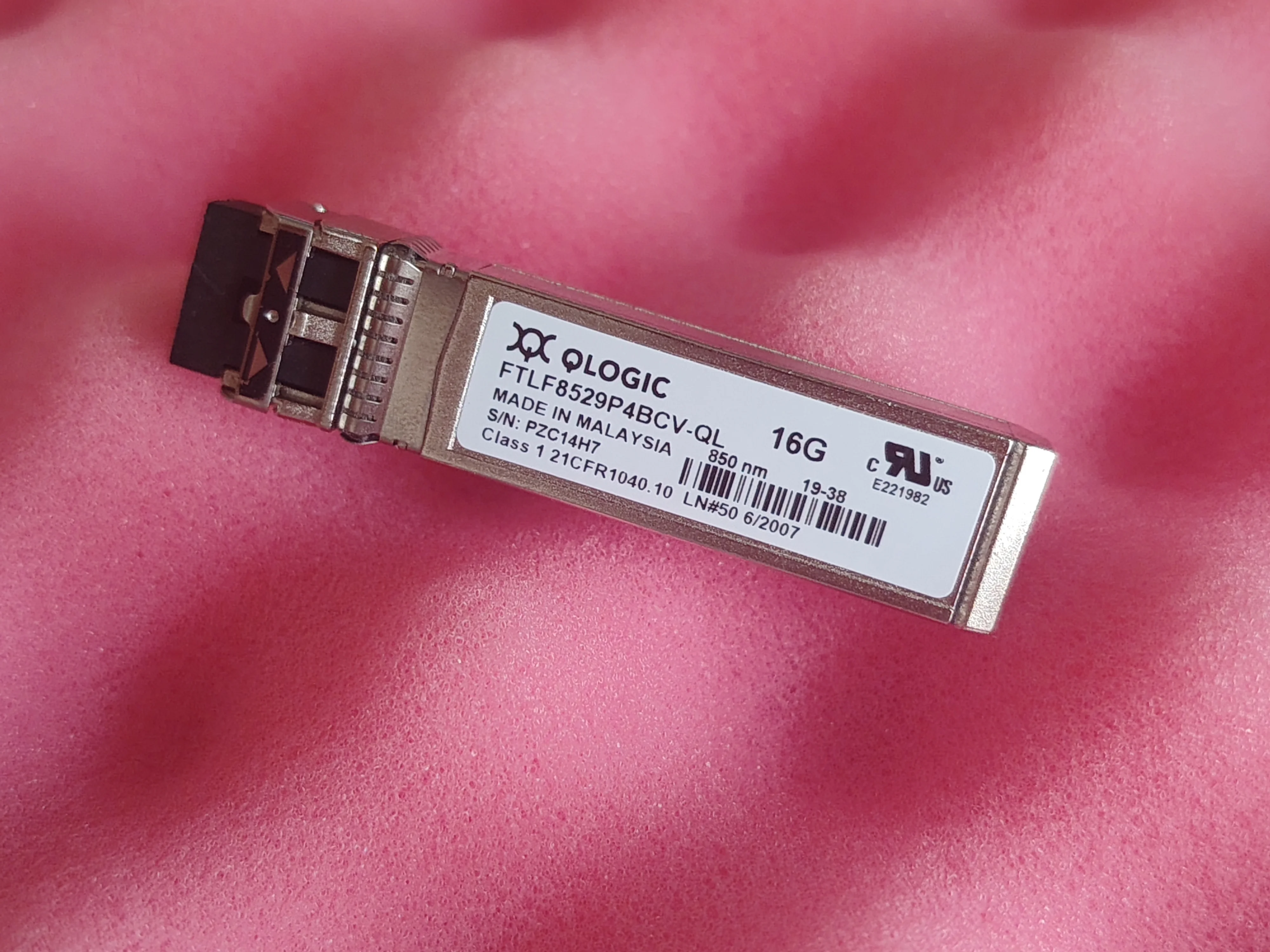 1PCS FTLF8529P4BCV-QL Qlogic Fiber Channel SFP 16G 16GB 850nm Qle2670 Qle2672 Qle2690 Qle2692 Fc Dual Port Hba SFP+ Module