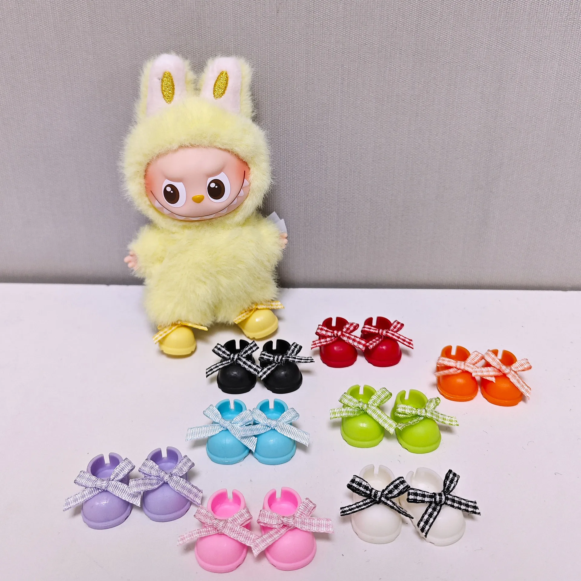 Bow candy shoes For Labubu 4.0 mini doll Accessories rain boots For mini labubu The Monsters Pin for Love Series Shoes
