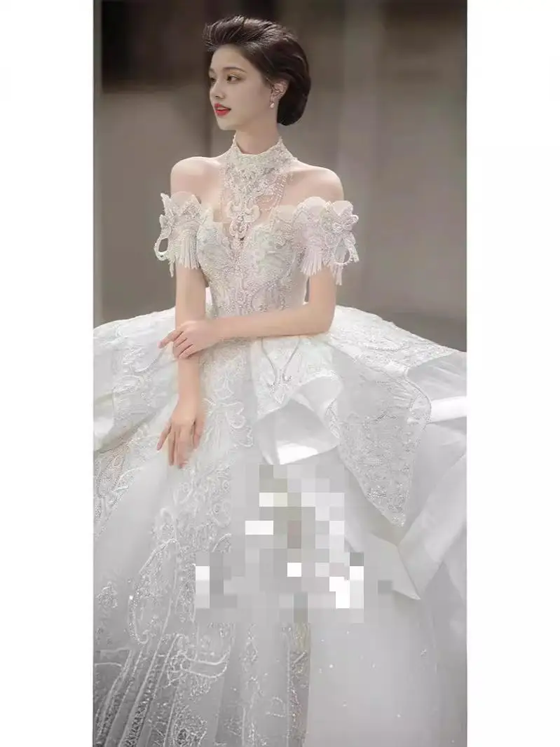 One Shoulder Wedding Dress Bride's Main Veil Light Luxury Niche Luxury High-end Luxury Embroidery Large Tail Luxury Customized