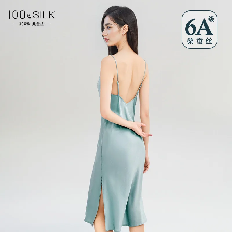 

Summer new style silk nightgown for women, high-end, 100% mulberry silk, figure-hugging, sexy, bac wind dew back suspender skirt