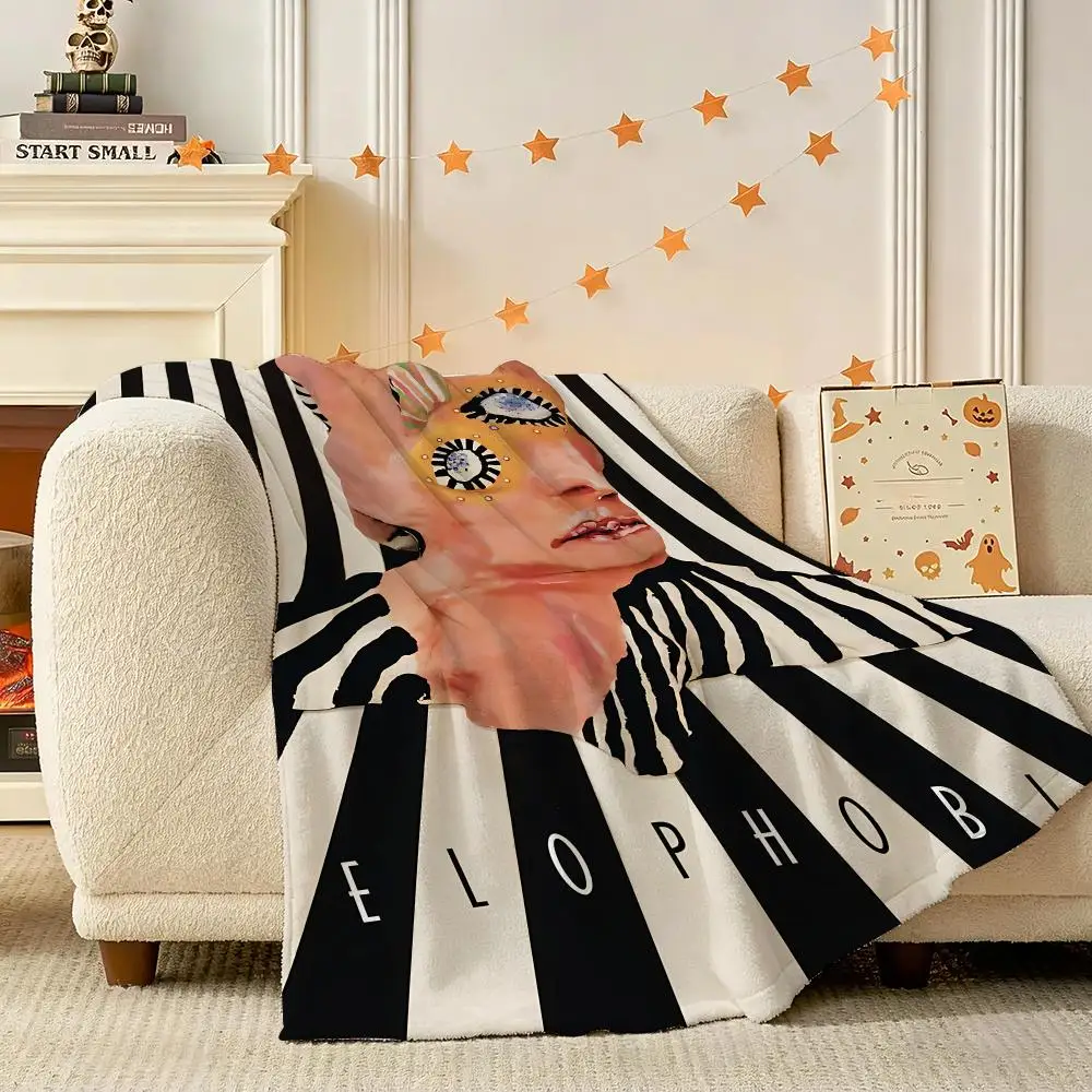 Pop Rock Band Cage The Elephant Throw 240g Flannel Blanket Lightweight Soft Skin-friendly Summer Thin Throw Blanket