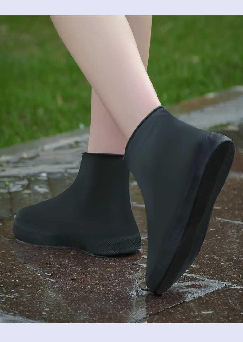 Thickened Latex Silicone Waterproof Rain Shoe Covers Anti-Slip Wear-Resistant Outdoor Foot Covers for Enhanced Traction And Prot