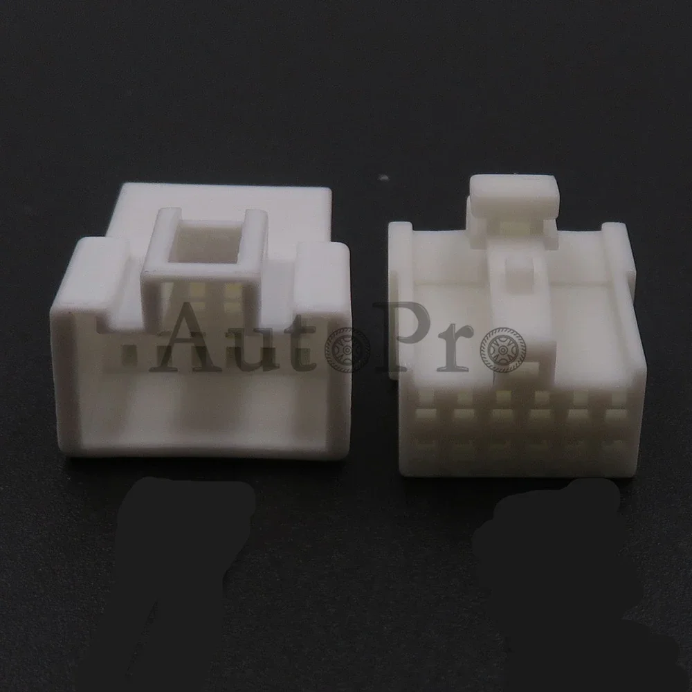 

1 комплект, 12 отверстий в сборе переменного тока, белая автомобильная электрическая розетка, автомобильный незапечатанный разъем, автоматическая вилка «папа-мама»