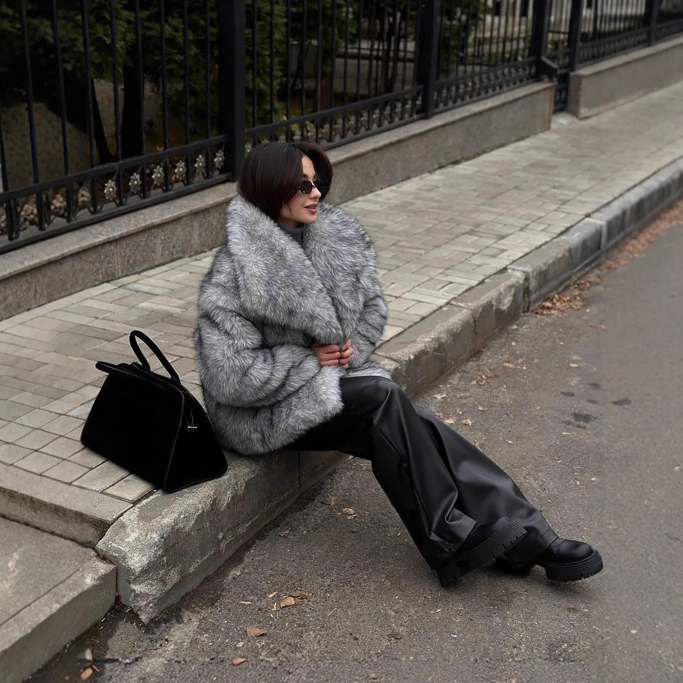 Faionable  Fur Coat Women's Autumn Winter Warm Sli Stand Collar Non Detachable Design Pure Color Loose Fit Chinese B...