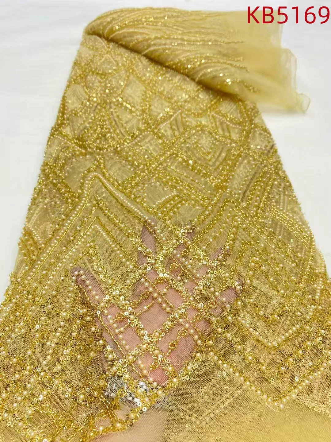 ผ้าลูกไม้ประดับด้วยลูกปัดทองคำ พร้อมเลื่อม ผ้าลูกไม้คุณภาพสูงรุ่นล่าสุด ปี 2025 ผ้าลูกไม้ทูลสีเขียวประดับเลื่อม สำหรับงานเย็บปักถักร้อย รุ่น KB5169