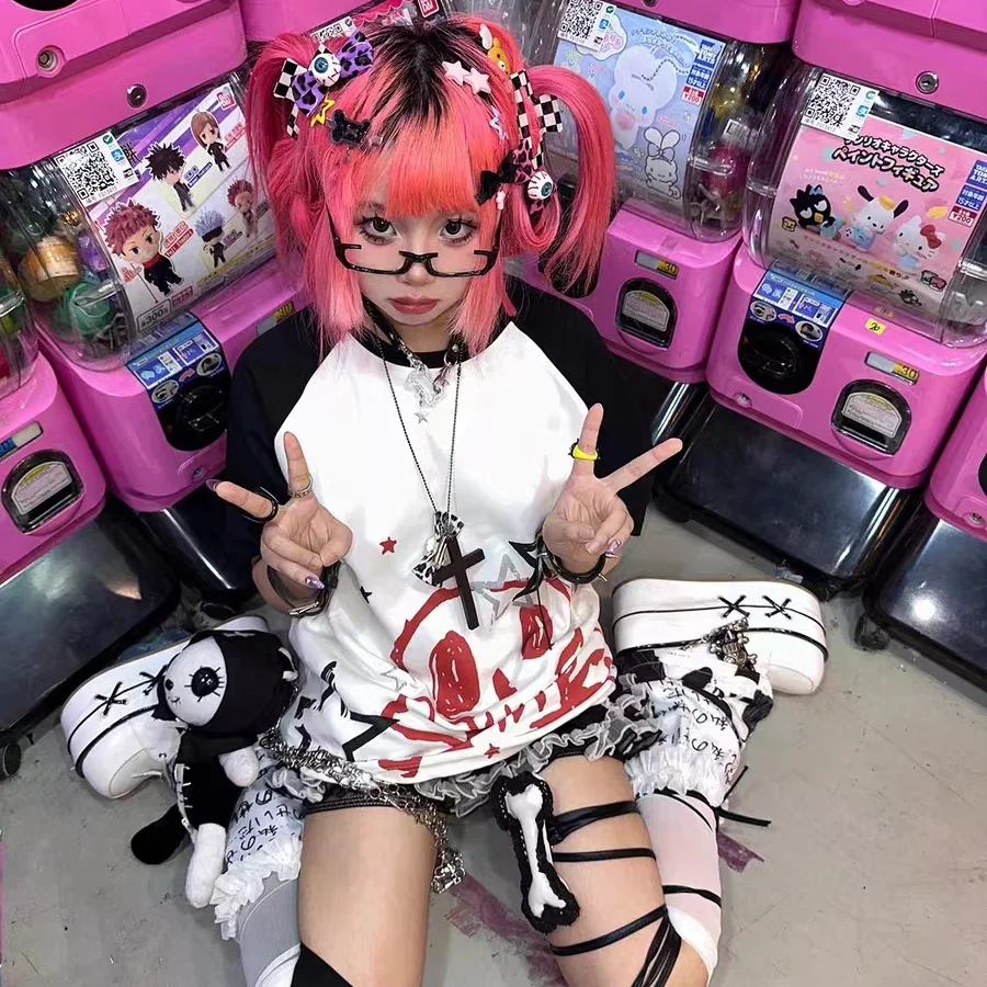 Camiseta de manga corta empalmada de estilo japonés 2k, novedad de verano, top estampado a la moda para mujer