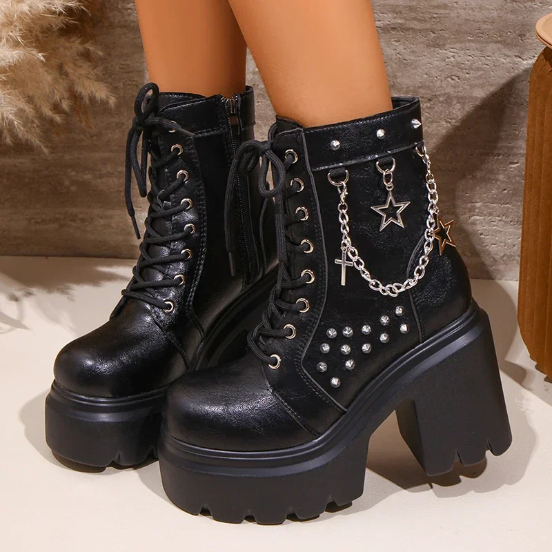 

Punk Metal Rivet Chain Chunky Platform Woman's Ankle Boots New Rock Thick Bottom Y2K Short Boots Women Black Motorcycle Booties