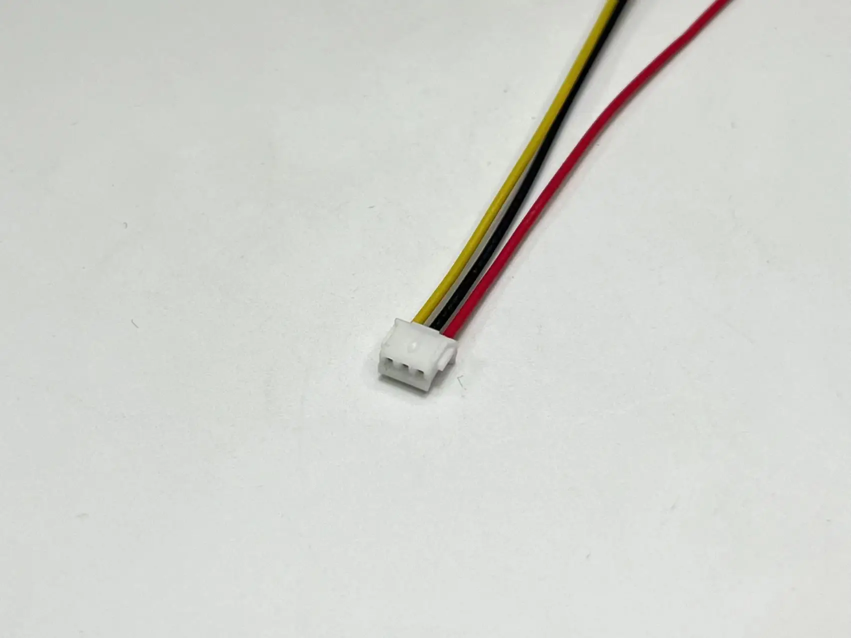 ZHR-3-Kabelbaum, OTS-Kabel der JST ZH-Serie mit 1,5 mm Rastermaß, 3P, von der Stange, SCHNELLE LIEFERUNG