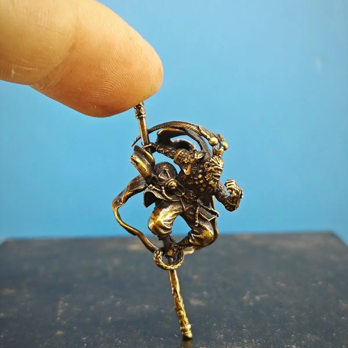 Brass Chibi Mountain and Odd Stone Aquascape Ornament for Fish Tank, Miniature DIY Scene of the Game Wukong (Sun Wukong)
