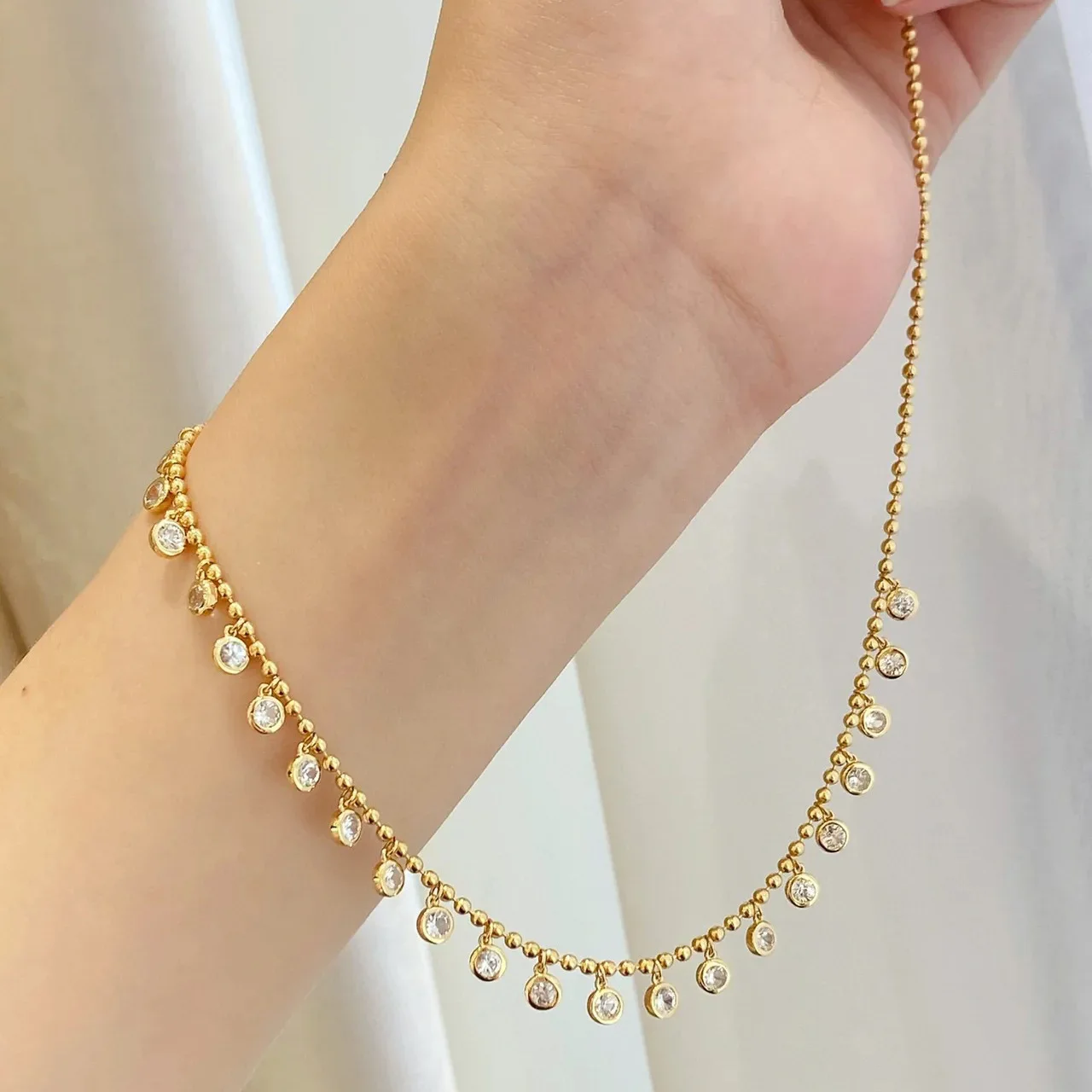 InsRetro-Halskette mit Diamant-Fransen, runde Perlenkette, exquisite Kragenkette, einzigartiges Design, Damenschmuck. – Detail 7