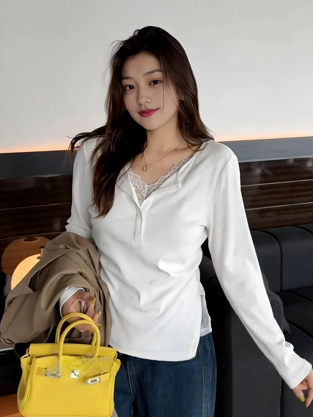 Large Size White Lace Splice Asymmetrical Long Sleeve T-Shirt Women's Base Shirt Top Korean Style Standard Edition Autumn New