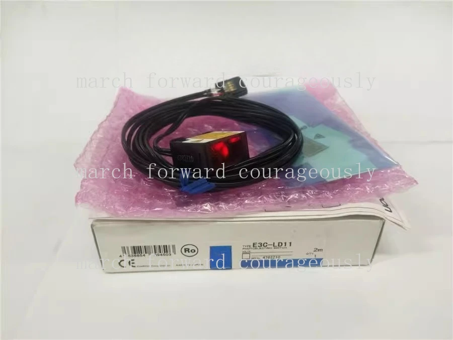 

Оригинальный и подлинный фотоэлектрический датчик OMRON EUROLINK E3C-LD11 2M (раздельный тип) — реальные фото.