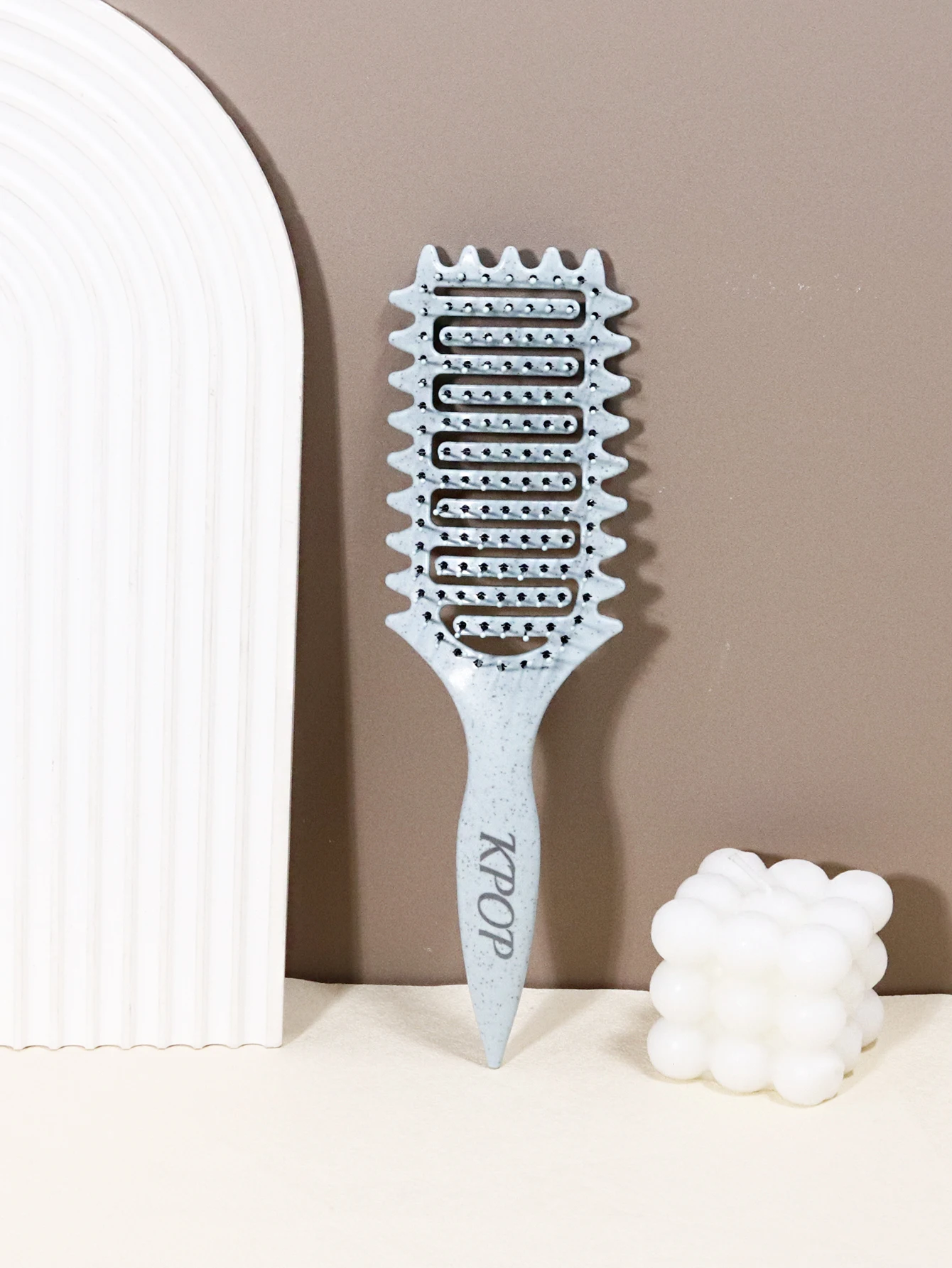 KPOP Lockenbürste – mit Nylonborsten und ABS-Griff zum Stylen von Locken, speziell für Echthaarperücken. – Detail 6